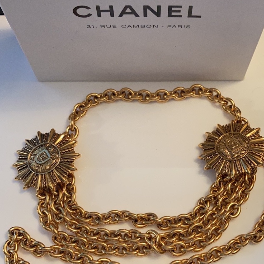 Authentic Chanel 18KT Gold Plated Vintage Belt/ Necklace - Picture 7 of 16